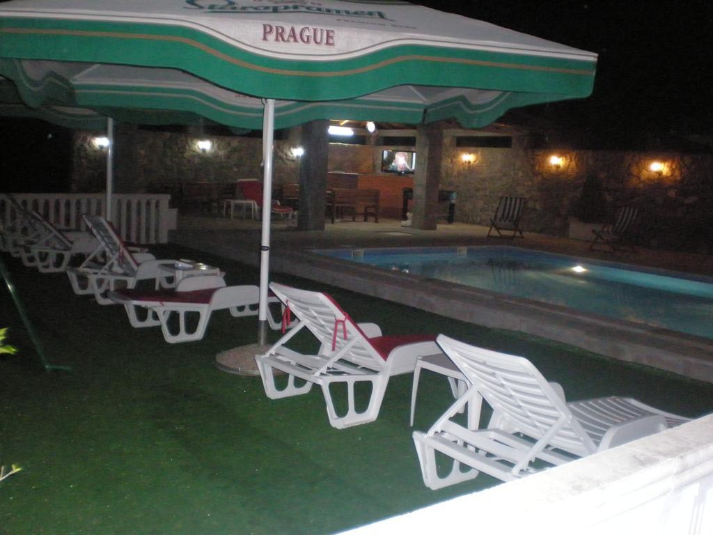 Apartments Vila Lazarevic Tivat Ngoại thất bức ảnh