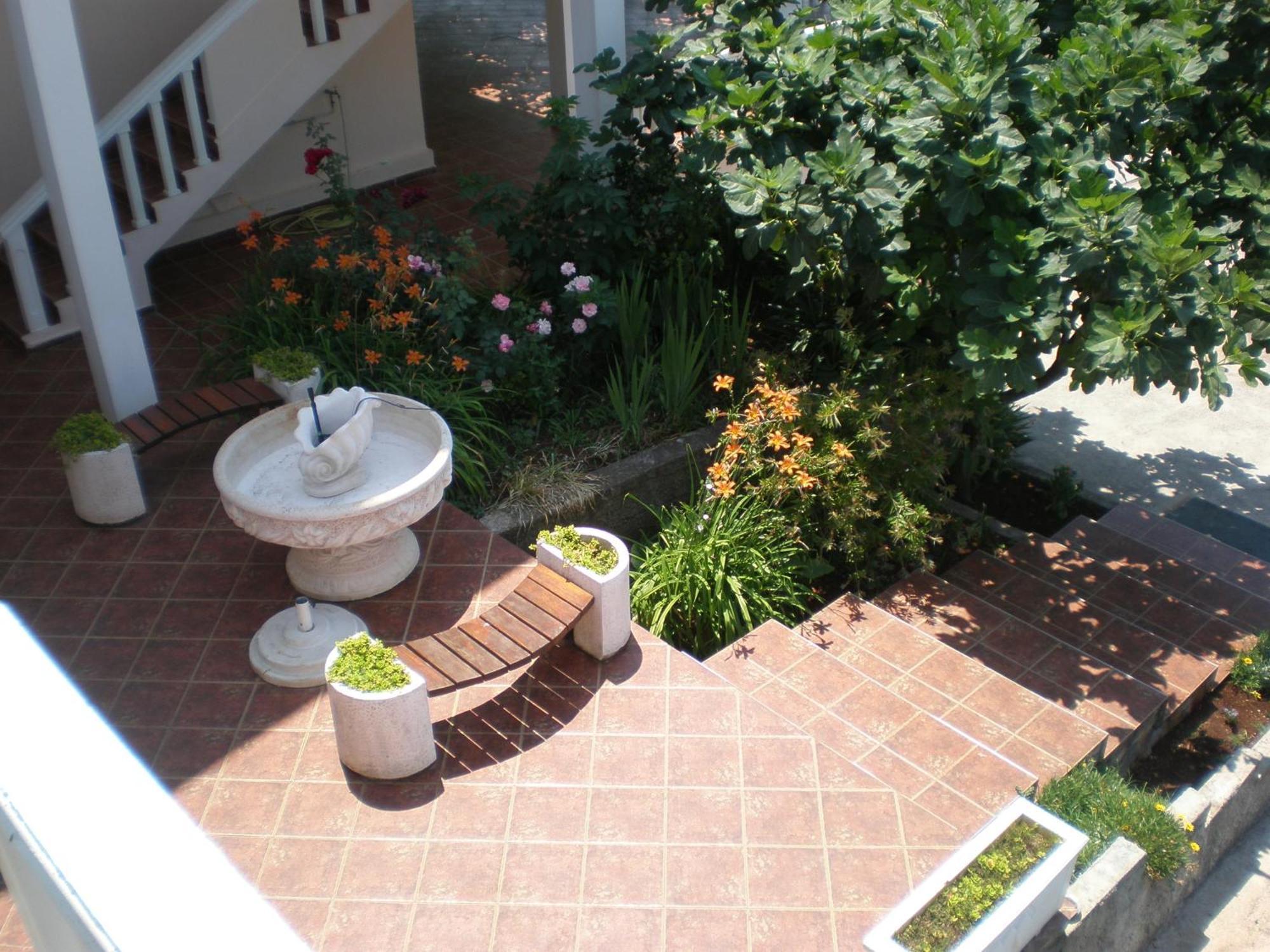 Apartments Vila Lazarevic Tivat Ngoại thất bức ảnh