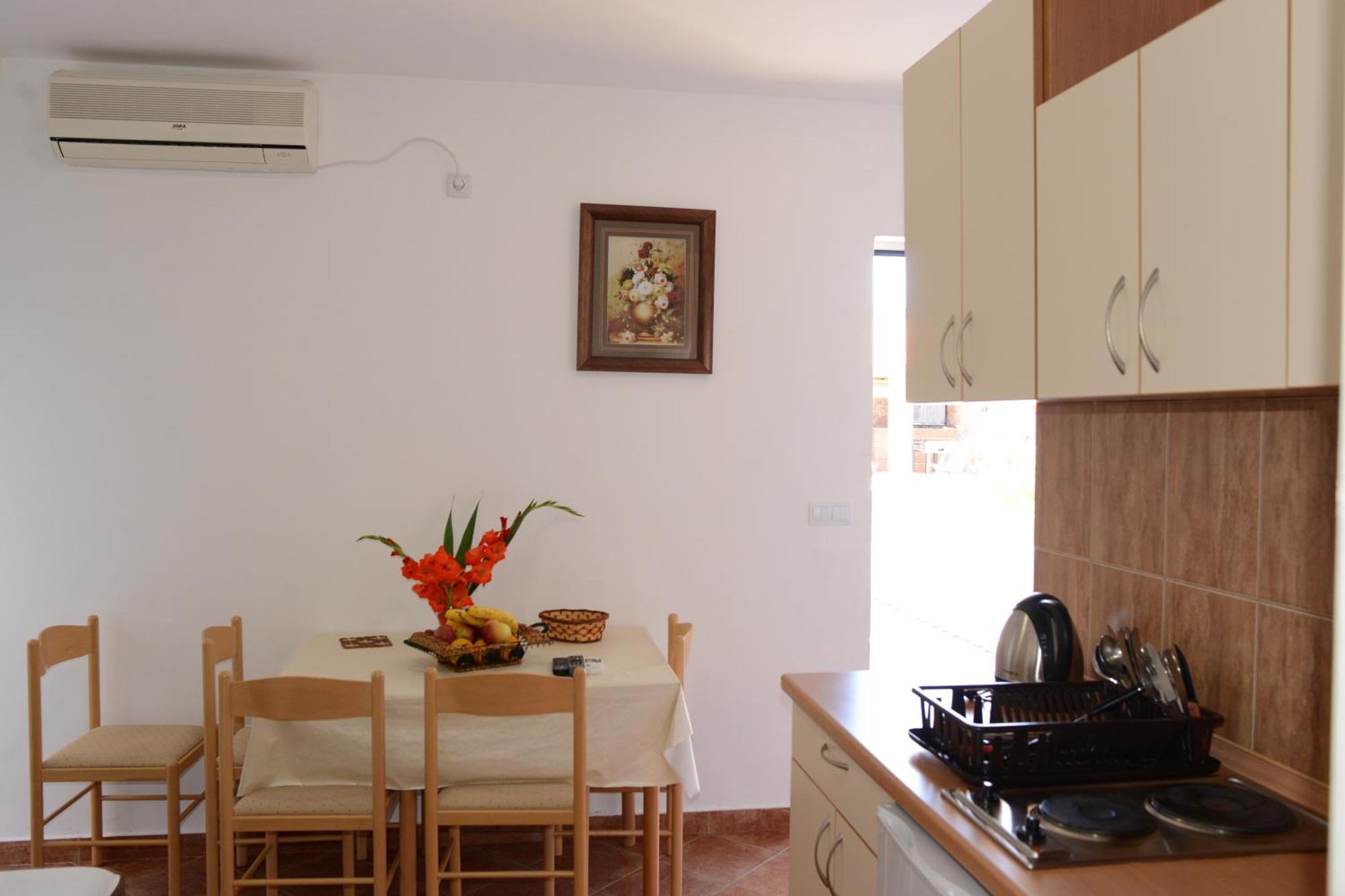 Apartments Vila Lazarevic Tivat Phòng bức ảnh