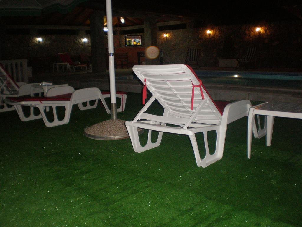 Apartments Vila Lazarevic Tivat Ngoại thất bức ảnh