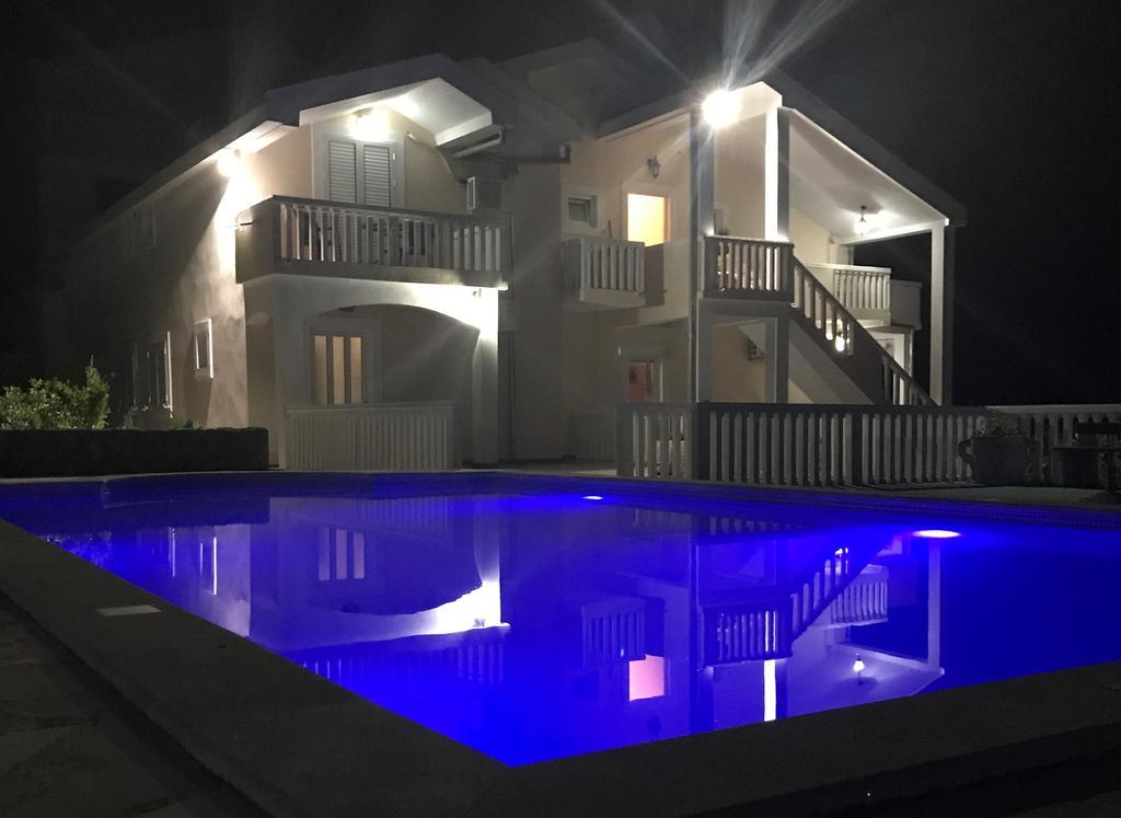 Apartments Vila Lazarevic Tivat Ngoại thất bức ảnh