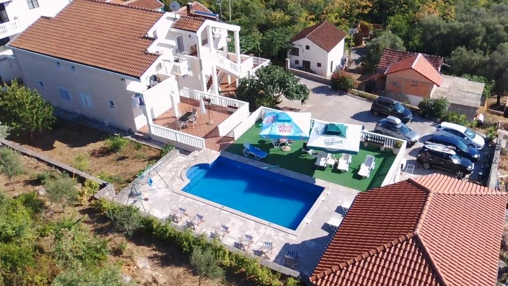 Apartments Vila Lazarevic Tivat Ngoại thất bức ảnh